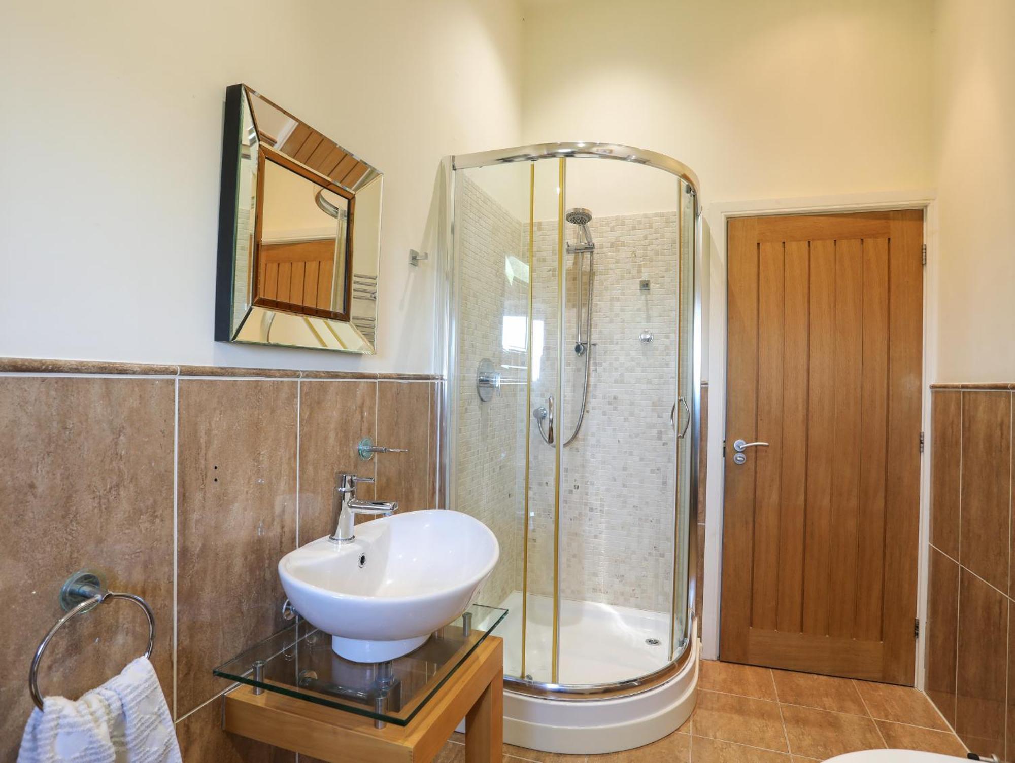 Cosy Barn Villa Dwyran ภายนอก รูปภาพ